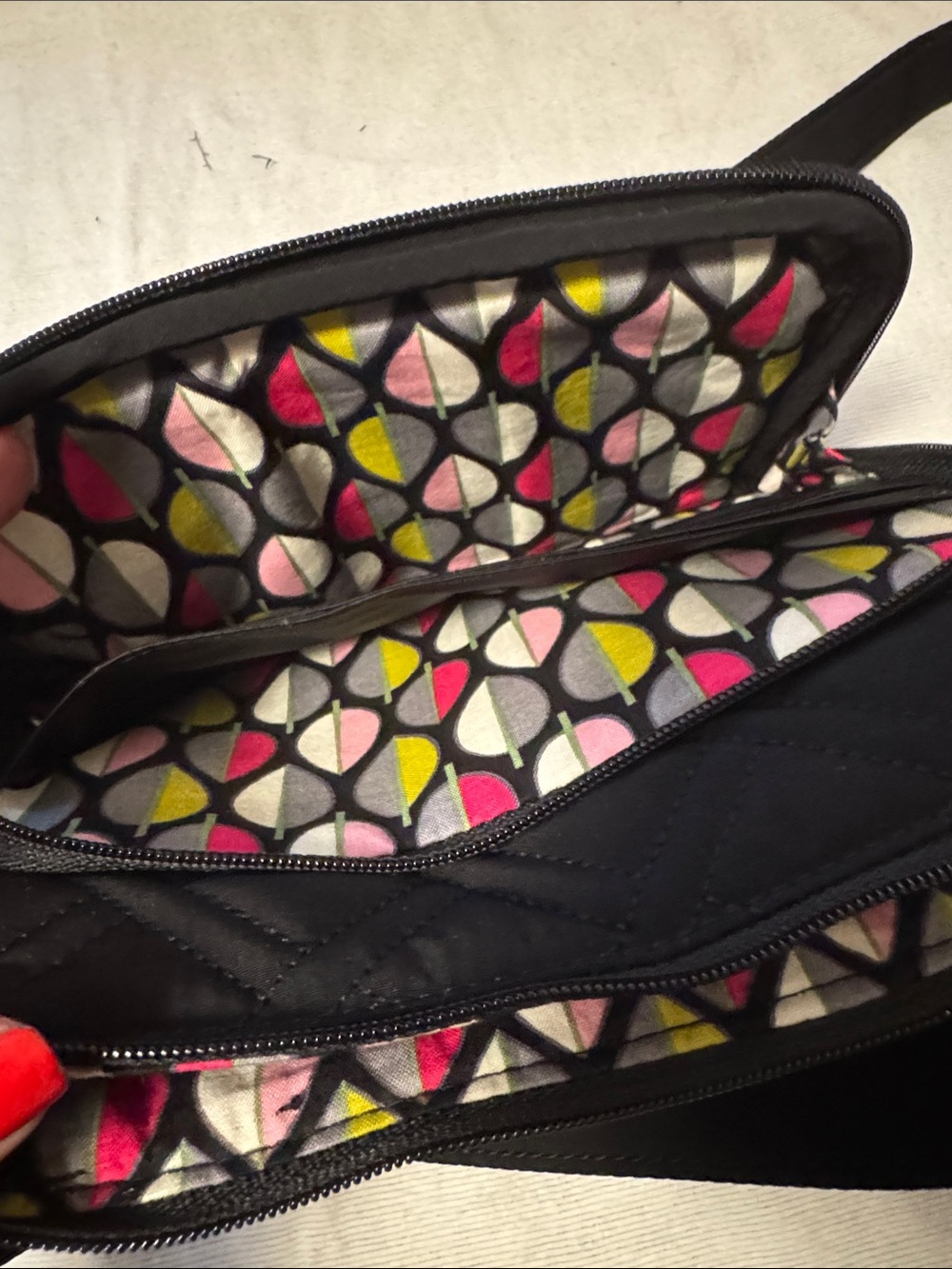 Vera Bradley Black Quilted Messenger Crossbody - Picture 6 of 12